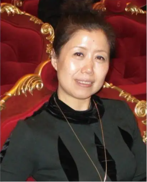 "作曲家"徐沛东与崔静结婚41年,女儿36岁了,如今生活幸福