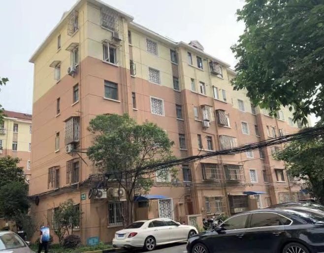 我为群众办实事 | 虹口江湾镇街道从单楼破冰到整体推进 旧房加梯迈入