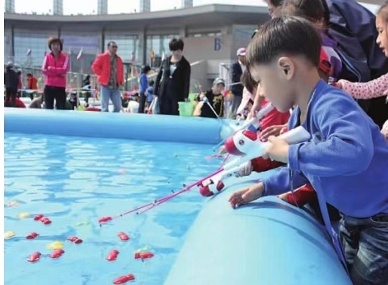 唐山市古冶区金山壹号举办端午游园会