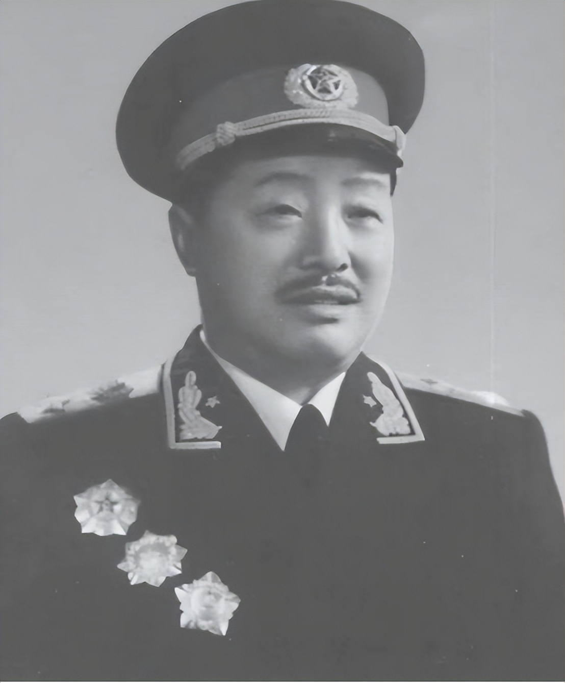 53岁丧夫,85岁丧子,95岁的薛明去世前一句话令人泪目话令人泪目