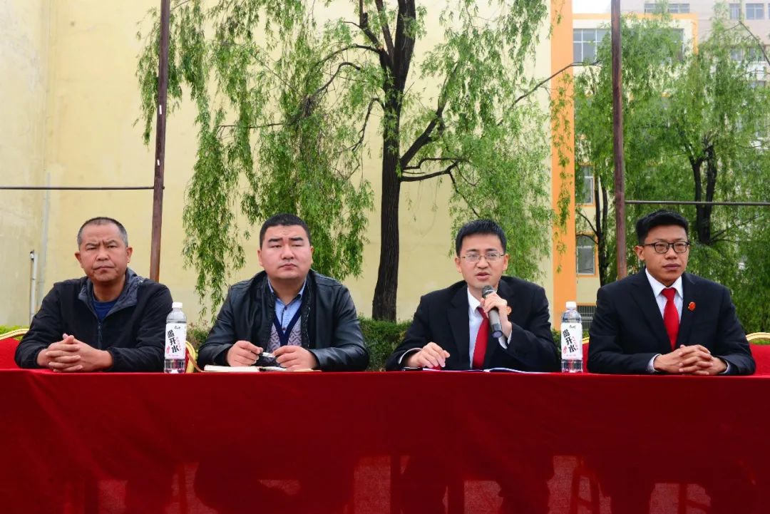 法雨润心田,温情护少年