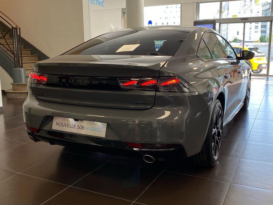 新款标致508海外版 有运动气质 颜值提升明显