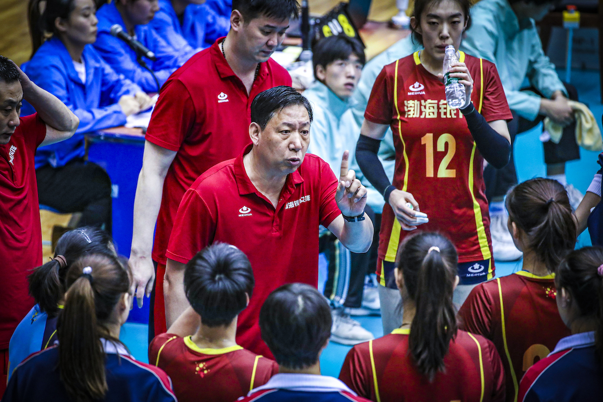 天津女排完成"对标"!王宝泉通过冠军赛揭开放弃亚俱杯的答案