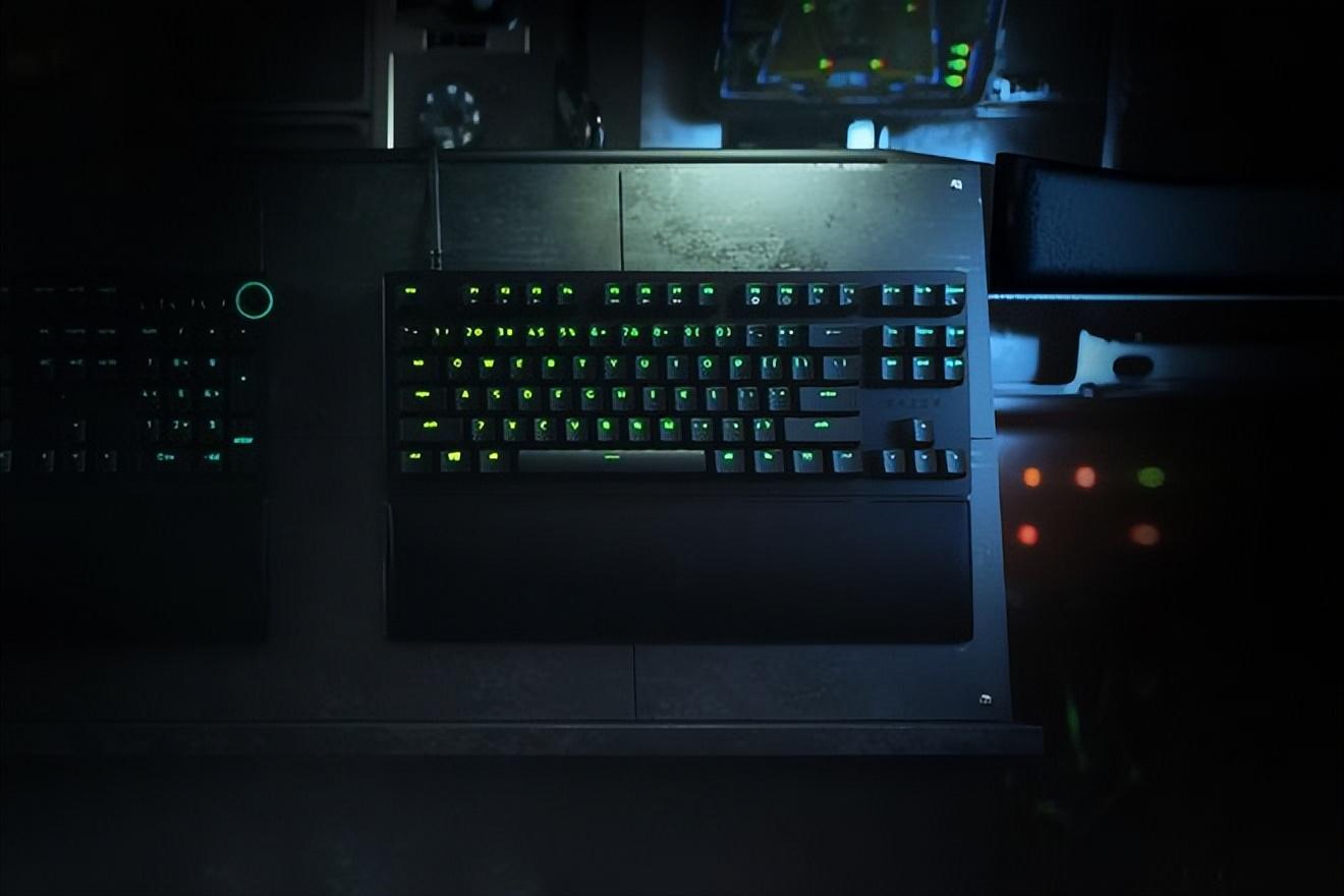 高调又安静的杀手!razer huntsman v2猎魂光蛛竞技版