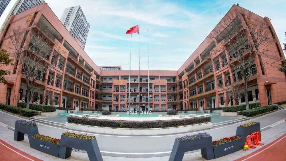 南京市力学小学金地自在城分校书记范娟:追寻自在的教育生活