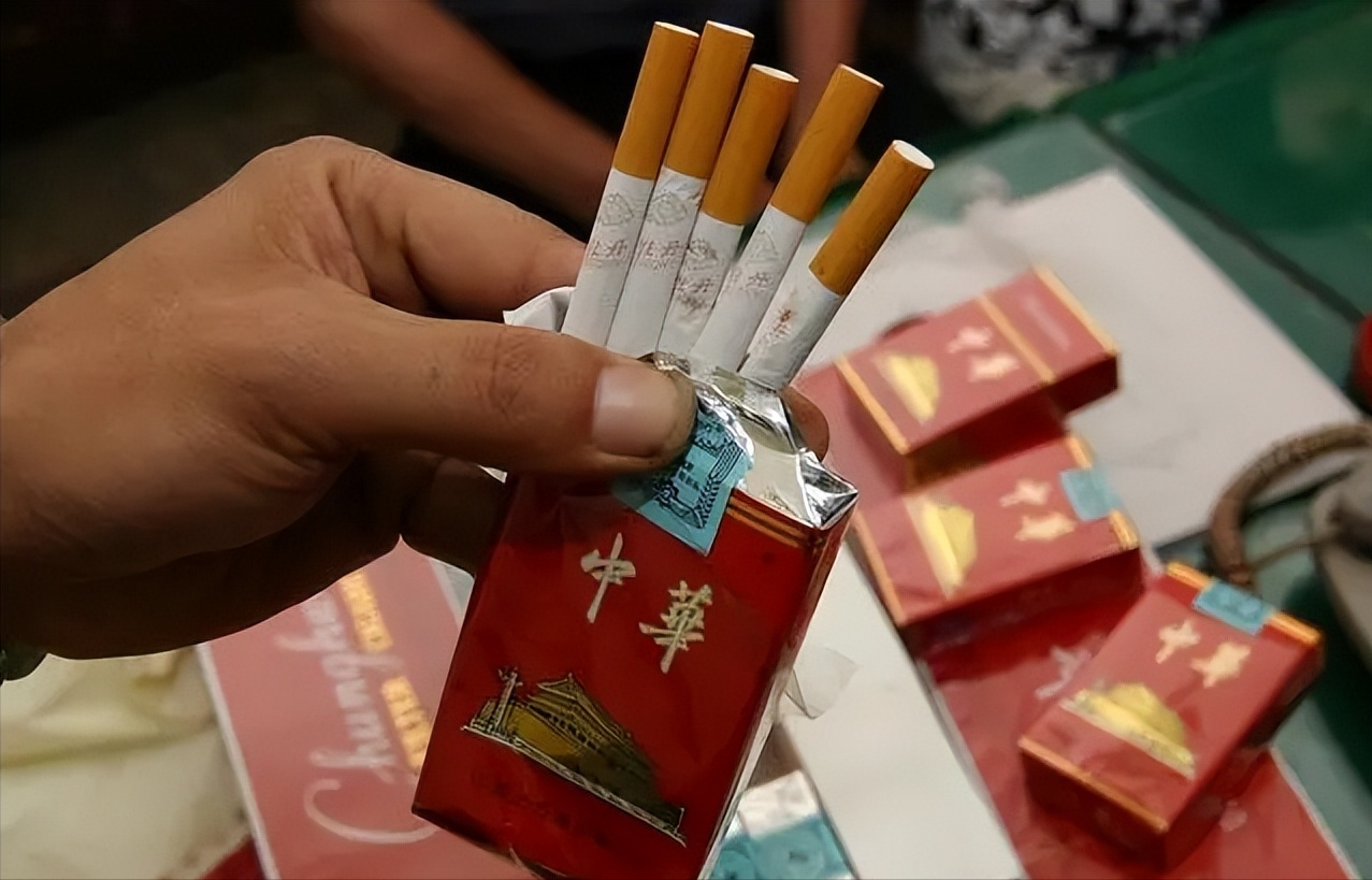 国内70元一包的软中华香烟,到国外会卖多少钱?答案令人意想不到