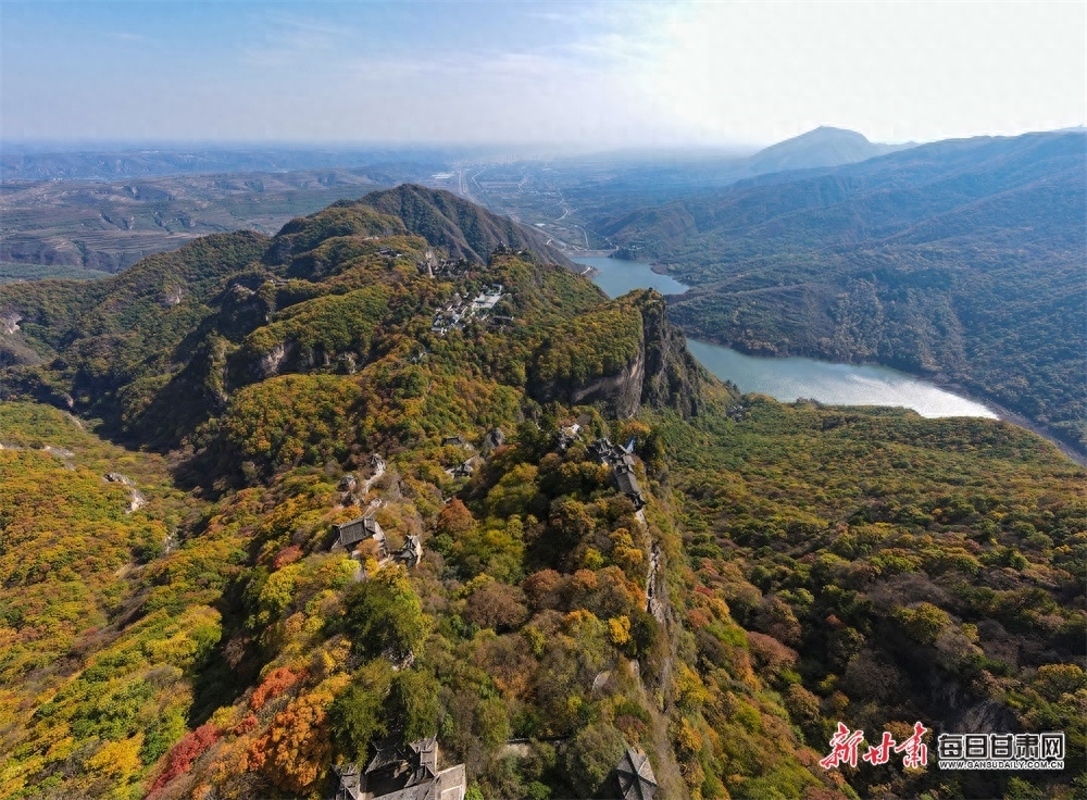 平凉崆峒山秋天的景色图片