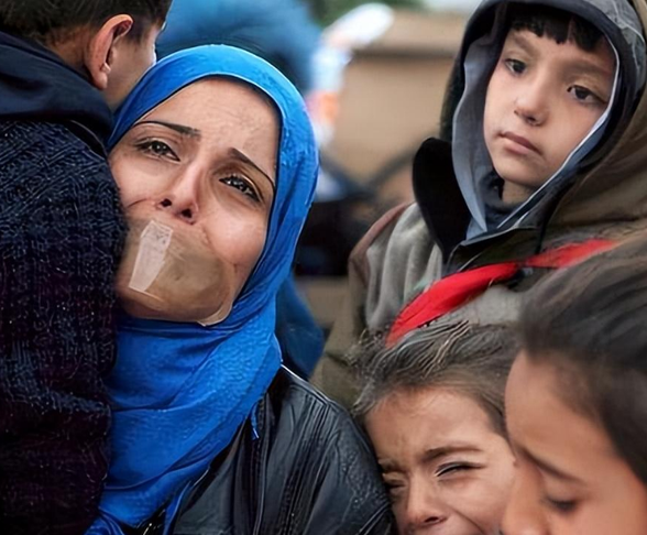 叙利亚女子黑市50美元带走,比二手冰箱便宜