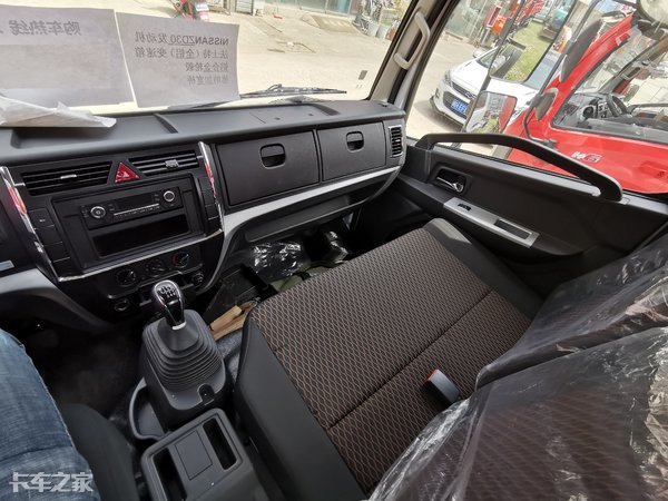 150马力日产发动机 法士特6挡变速箱,东风凯普特轻卡让体验升级