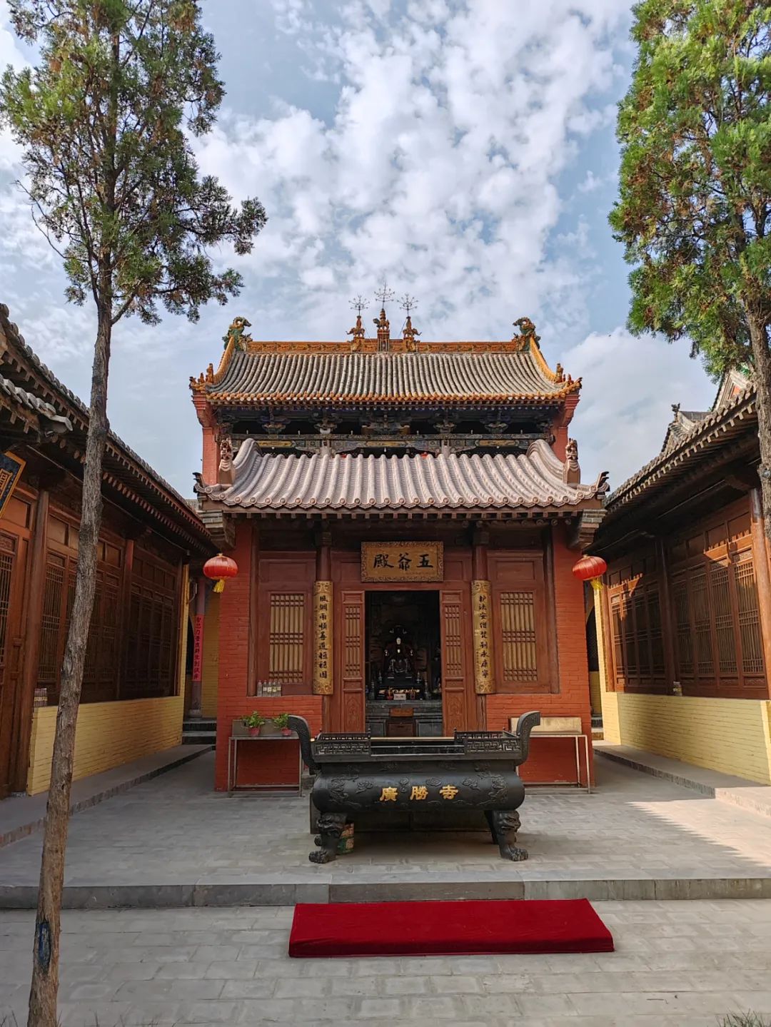 深藏在平遥古城古村落的寺庙-广胜寺!
