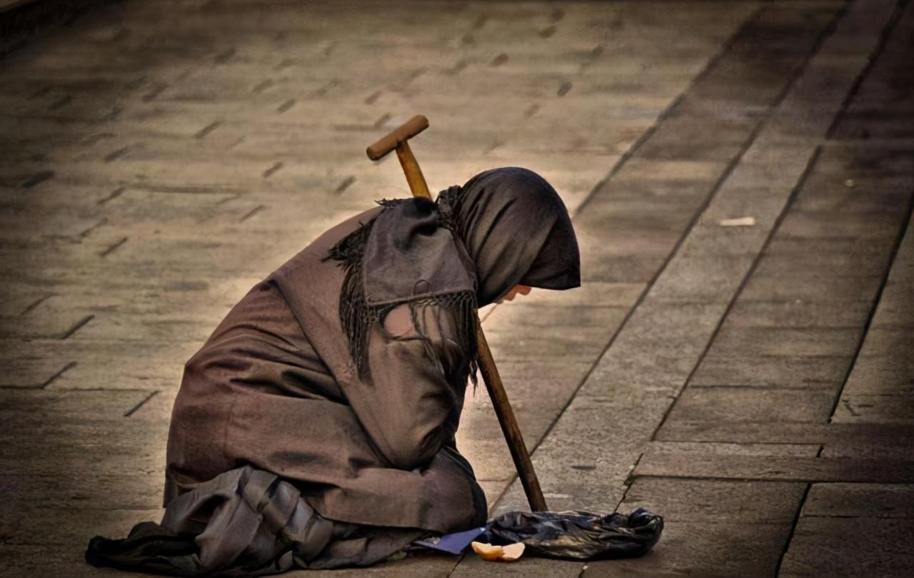 《一个乞丐》:窥探乞丐内心孤独的世界