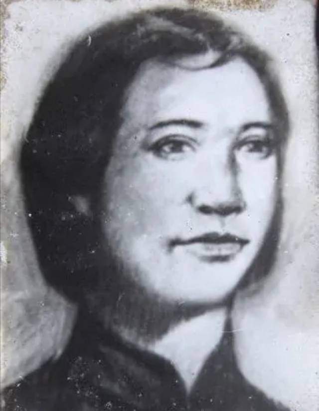 贺龙满门英烈的姐妹五妹被捕宁死不招大姐二姐为掩护战友牺牲