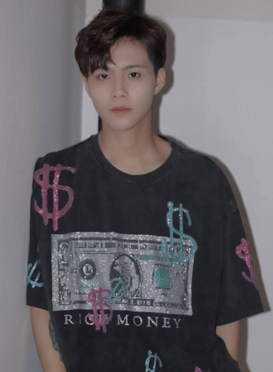 男星王新宇遭遇网络电信诈骗,账户余额全被盗,本人讲述被骗始末