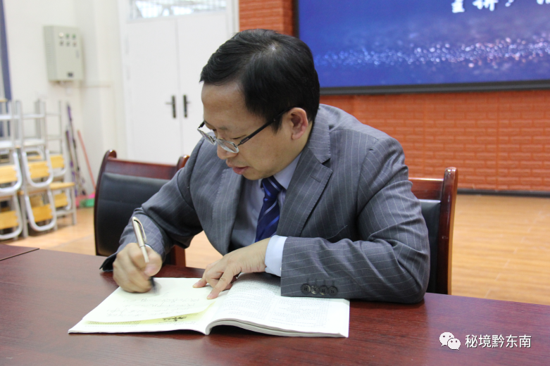 清华大学博士生导师张文增到黄平湖里中学举行励志报告会