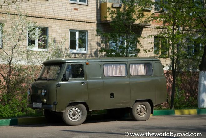 uaz-452轻型多用途车辆