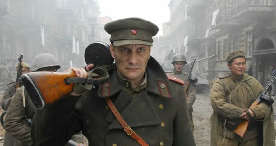 《柏林的女人》影评