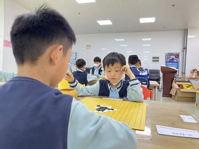安徽省合肥市奥体小学举行五子棋比赛