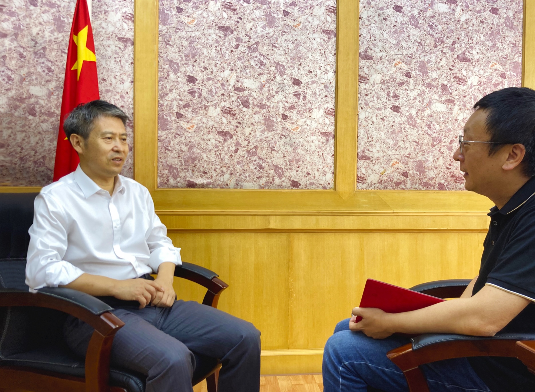 推进"双减"落地见效让教育回归本真——访辽宁省教育厅厅长冯守权