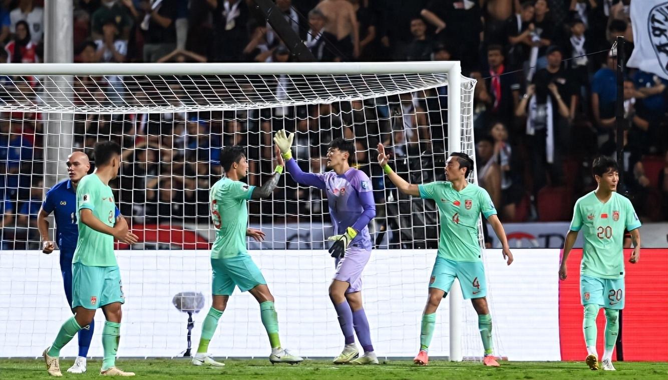 世预赛最新积分榜:中国2-1逆转泰国排第2,韩国5-0大胜位列榜首