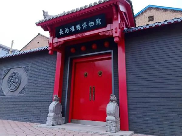 堆锦: 创新中焕发生机