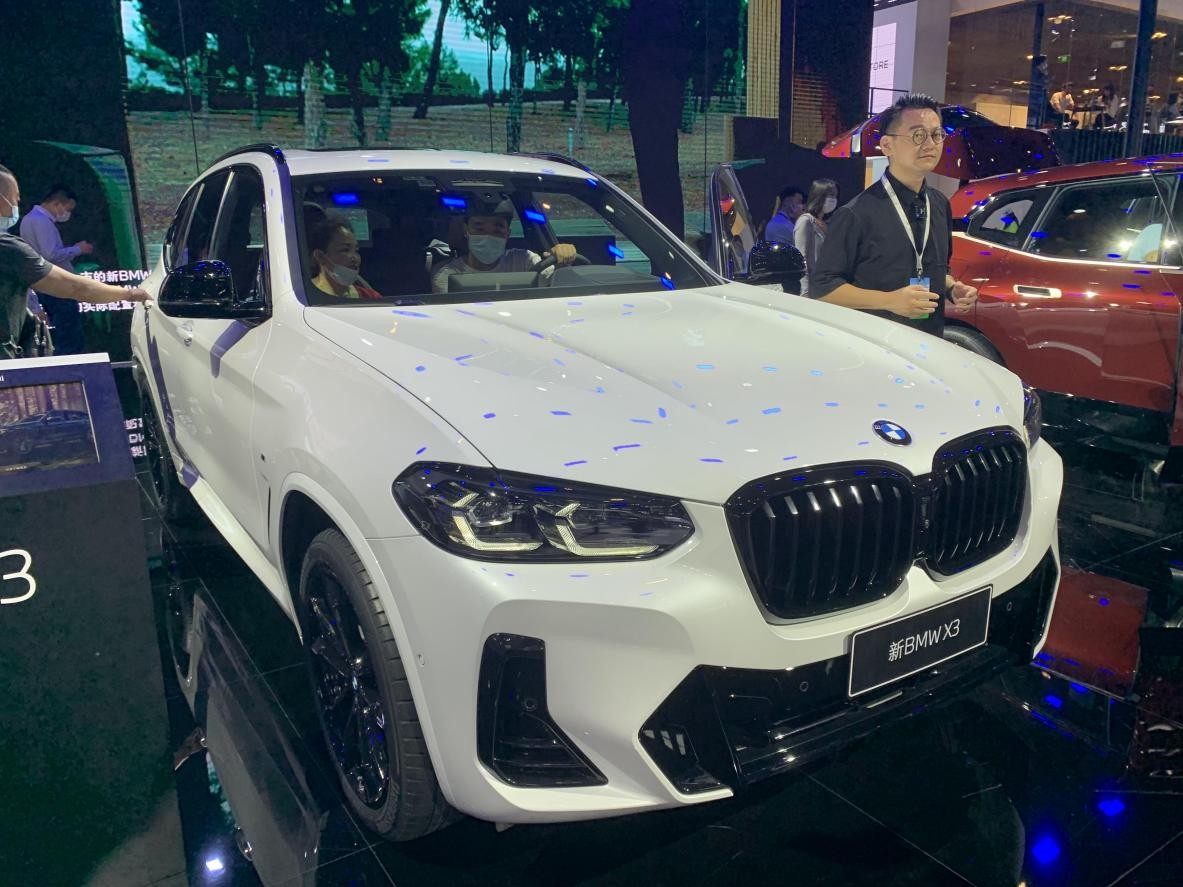 拒绝加长,回归运动属性,实拍中期改款后的宝马x3