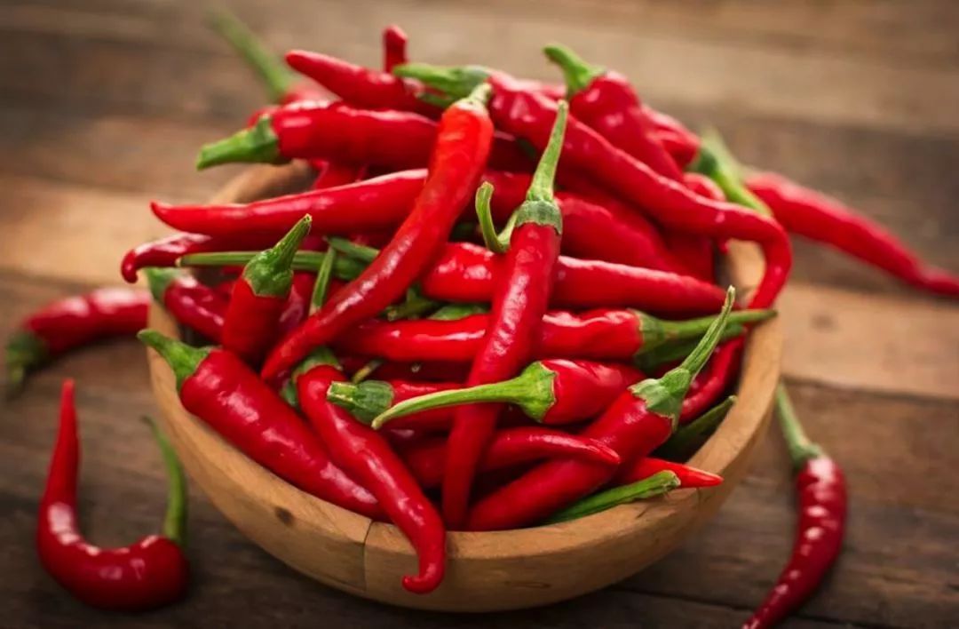 经常吃辣椒,对身体有益还是有害?现在告诉您答案,请您