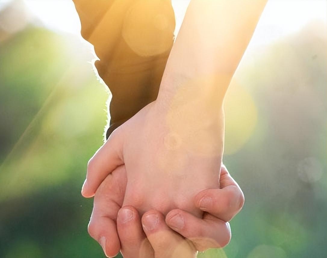 回顾印度女子嫁给安徽农民,婚后随夫姓,8年后带妹妹也远嫁中国