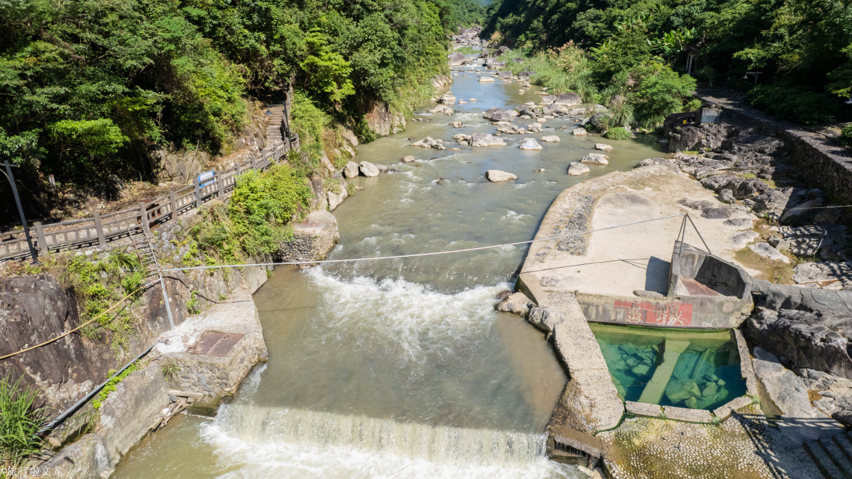 溫泉旅遊,泰順氡泉很有名是真泉水,可以帶你看看泉眼