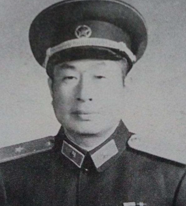 抗美援朝中,韩军名将得知志愿军师长是自己老上级,匆忙逃跑