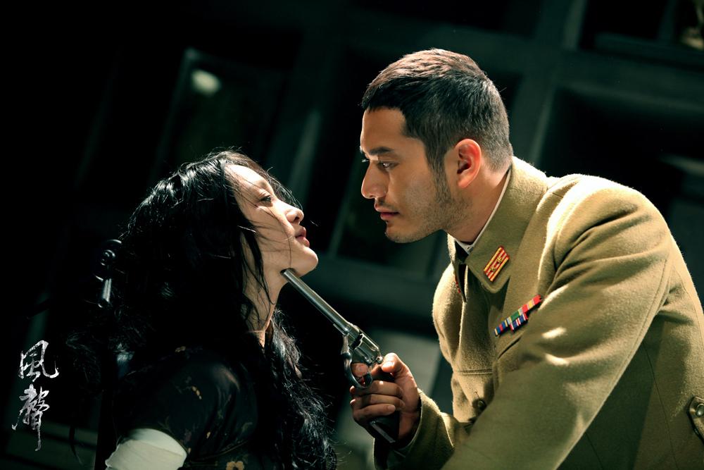 不靠杨颖的人气,只用作品说话,黄晓明的腰杆子终于硬起来了