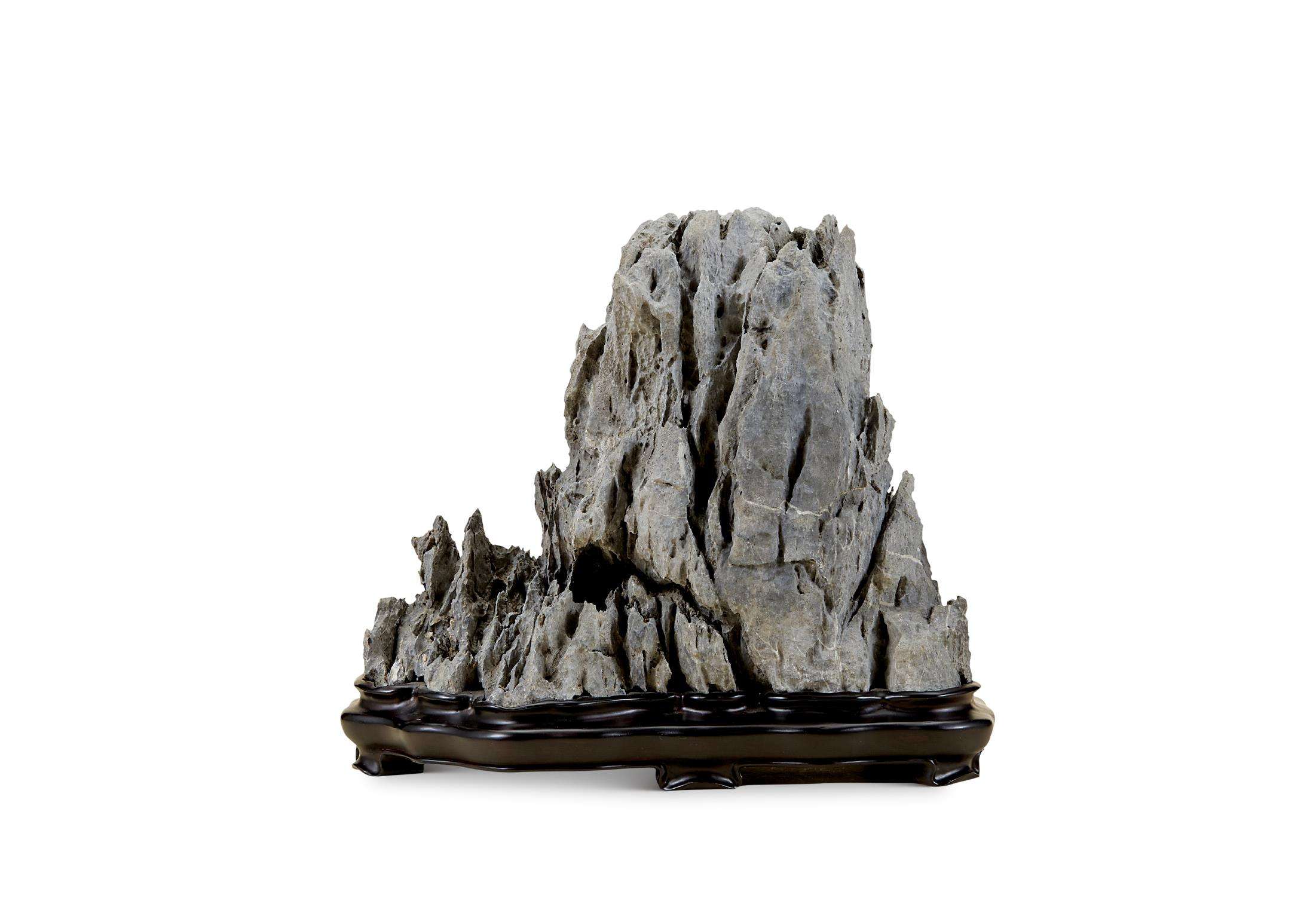 2005年四川一位大爷捡到一块英石,定价500万,至今也没成功卖掉