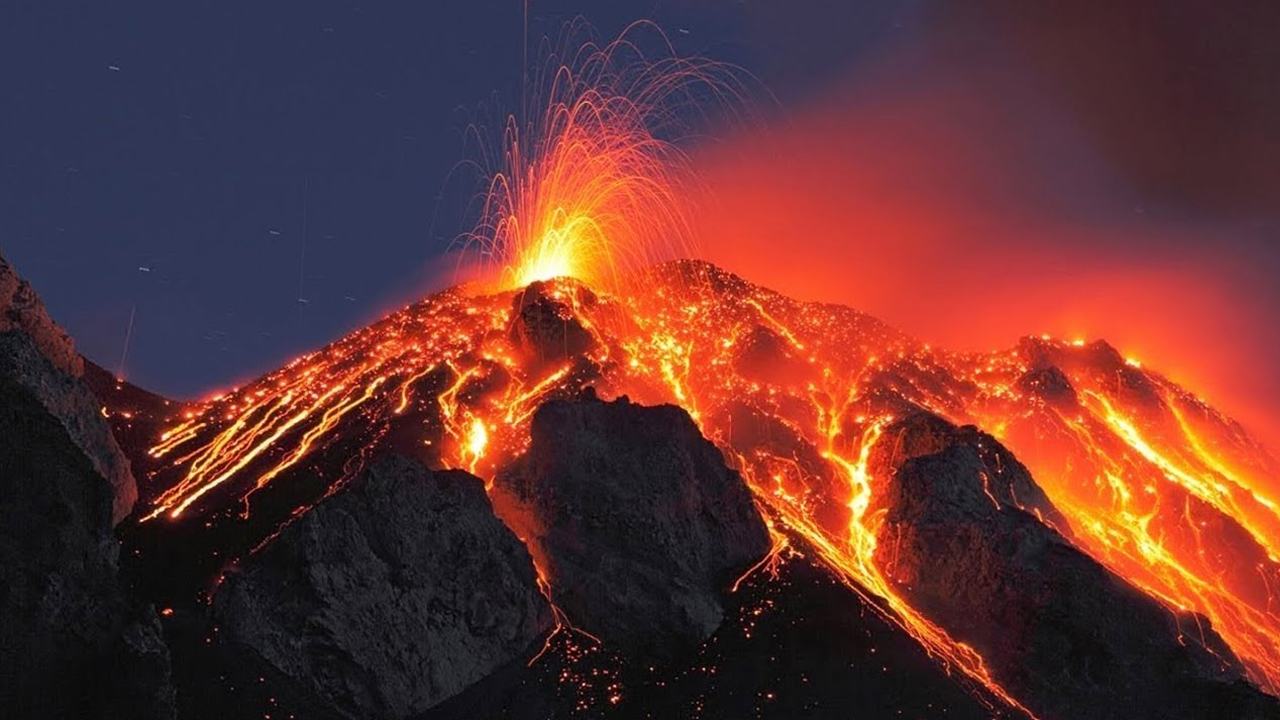 日本富士山又要喷发了?滚烫岩浆呼之欲出,火山灰2小时笼罩东京