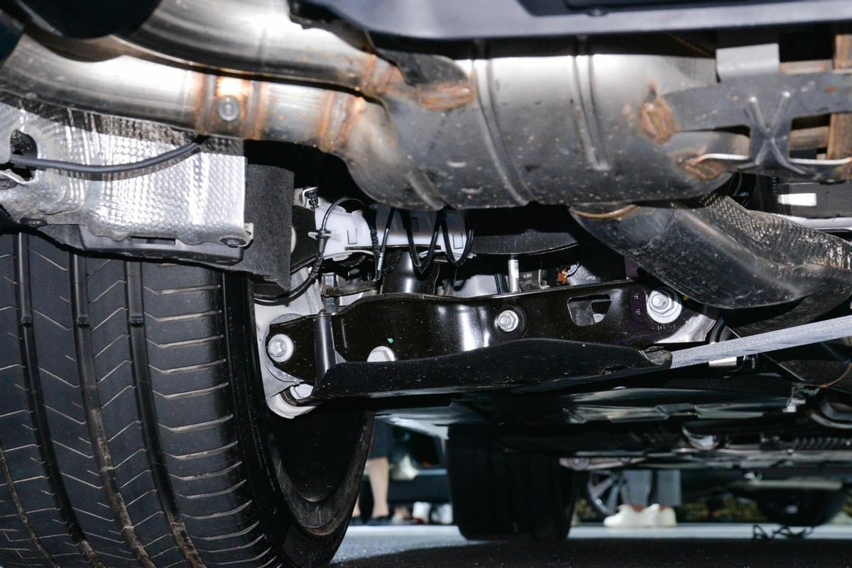 宝马x6的底盘代号是什么 宝马x6f底盘和g底盘怎么分