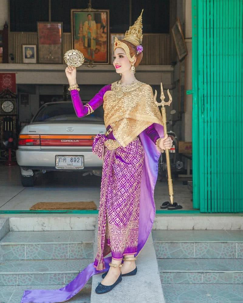 泰国人妖凄惨的晚年生活:提前步入老年生活,背后都是心酸的一幕