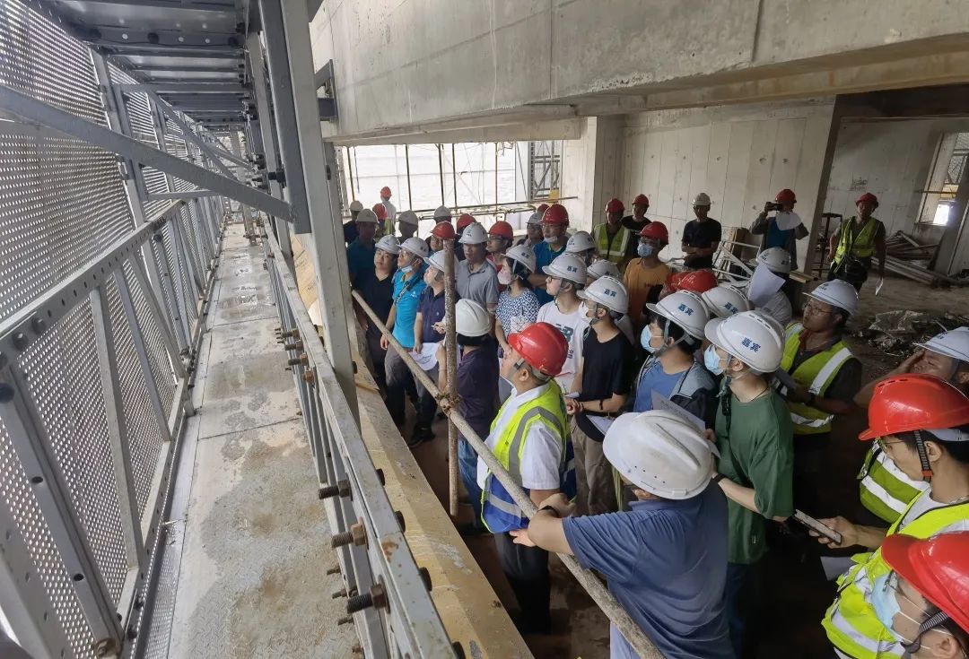 领创模架丨广州哥弟家元爬架观摩会成功举办