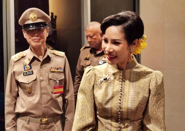 诗妮娜贵妃有消息了!被苏提达严密监视2年,泰媒爆料有望回归