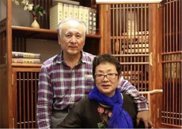 回顾50岁患脑梗,晚年痛失爱女,歌唱家谢莉斯:坎坷中体会人生百态