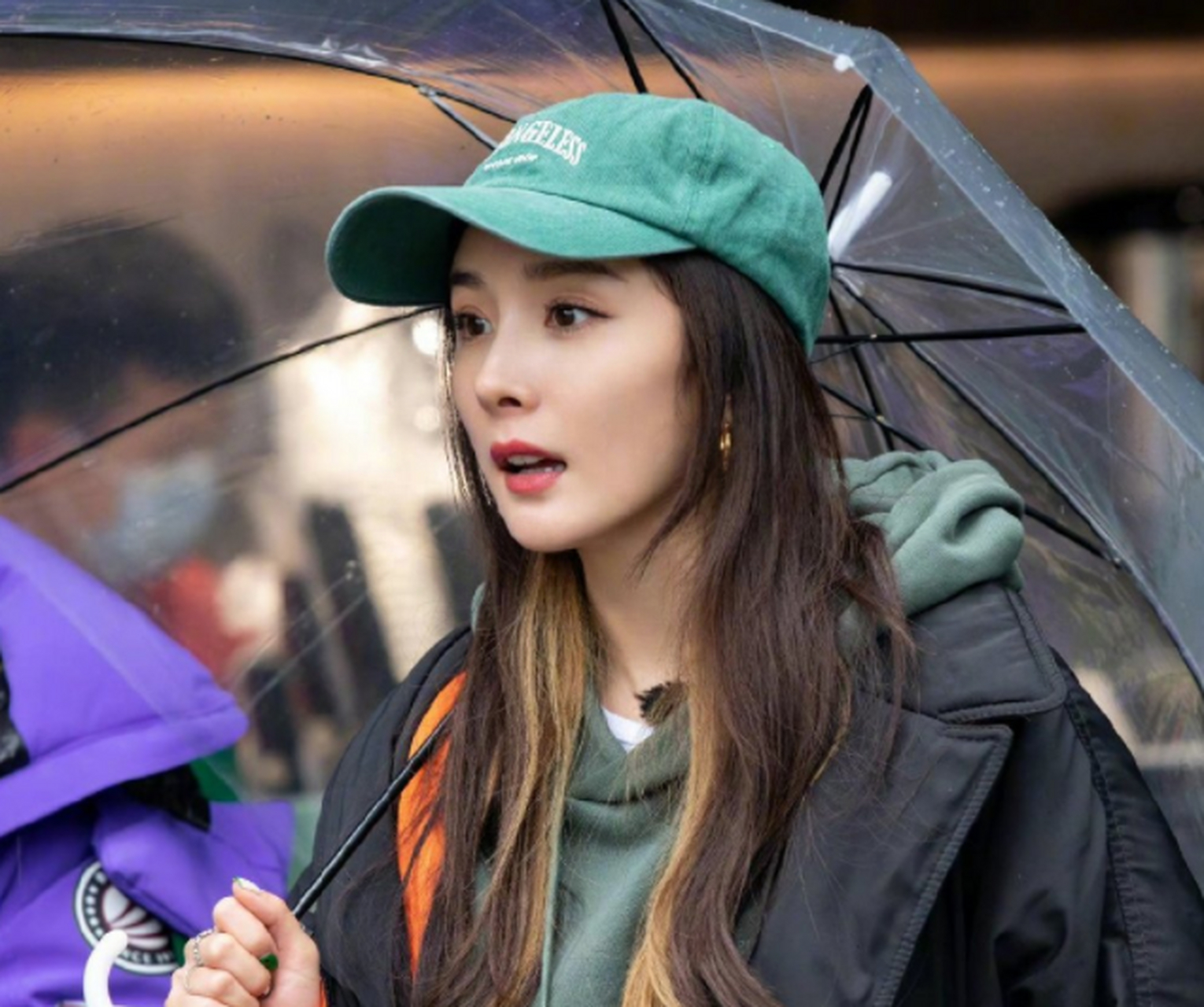 电视剧狐妖小红娘#  在《狐妖小红娘》中,杨幂搭档顶流男演员龚俊