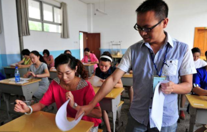 03年,杨博为高考盗走试卷熟记答案,进考场看到题目后却傻眼了