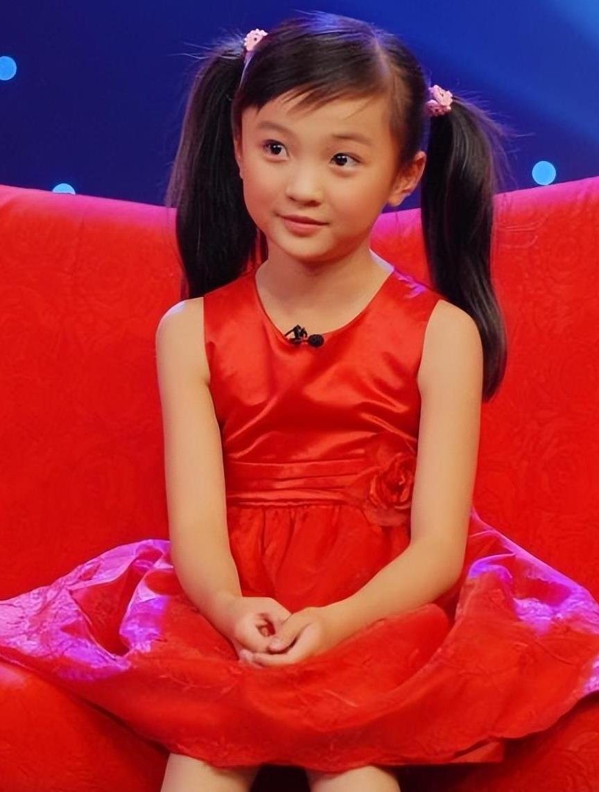 2008年,在北京奥运会开幕式上假唱的林妙可,如今怎么样了?