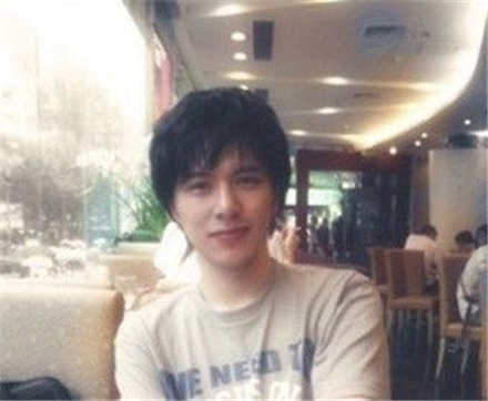 北大学霸叶钦达,高颜值出圈却一心投身科研,十年后转行令人感慨