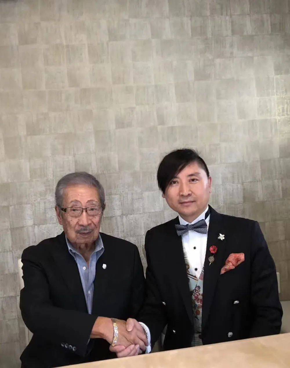 推动中日友好交流 日本皇族伏见宫博明亲王接见赵嘉润一行