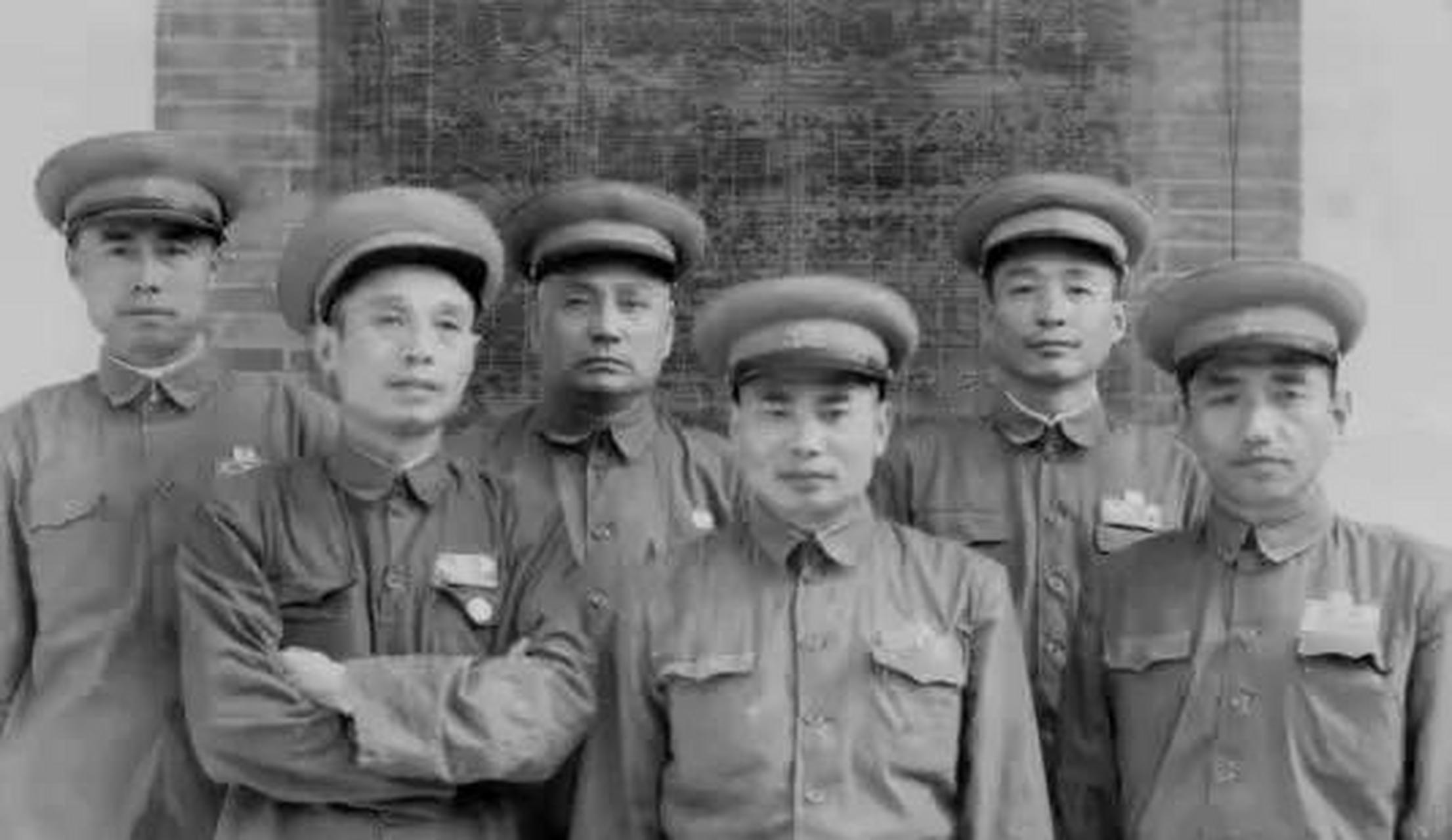 解放军第19兵团有多强?一个总参,一个公安部长,一个国防部长