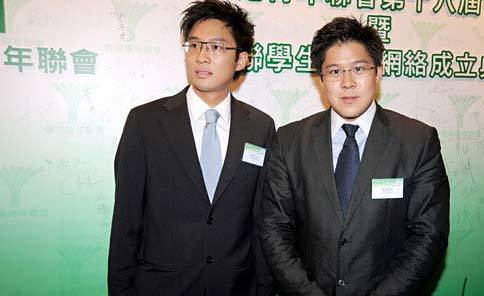 霍英东家族又内斗,这也说明霍启刚非真正接班人,嫡长孙名不副实