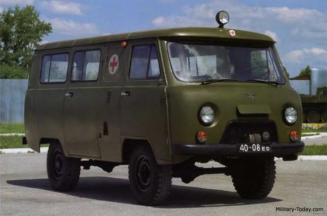 uaz-452轻型多用途车辆