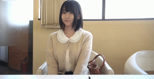 妹子洗头 很洋气啊