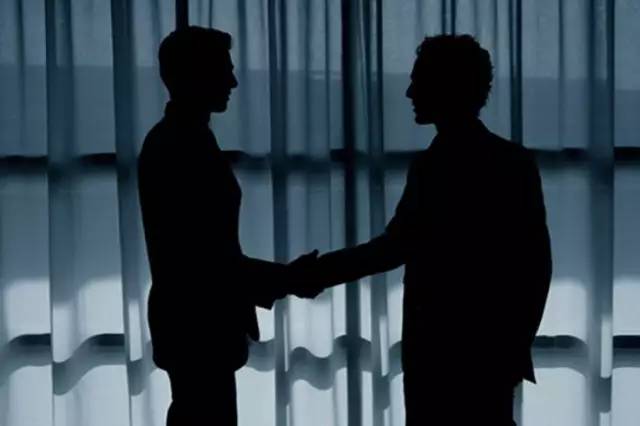 揭秘:顶流明星被举报后,为什么会发律师函,而不是直接提起诉讼