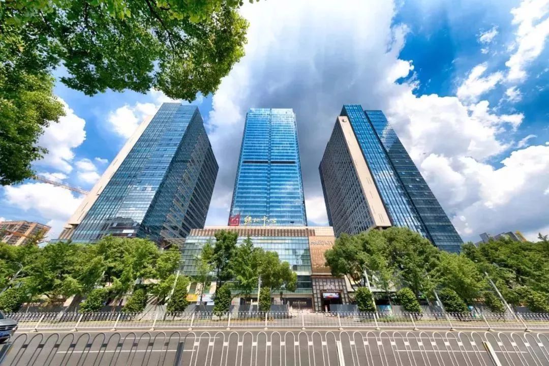 重庆退居第四,杭州南京跻身特大城市!中国城市最新评级公布