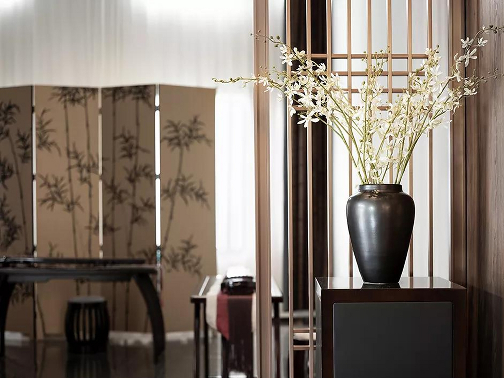 《南史·陶弘景传》:"特爱松风,庭院皆植,每闻其响,欣然为乐." 这是"