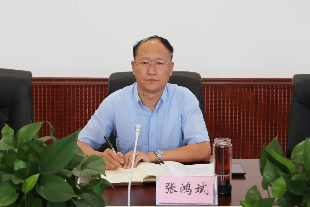 濮阳市中院张鸿斌专委 到南乐县法院调研指导行政审判工作